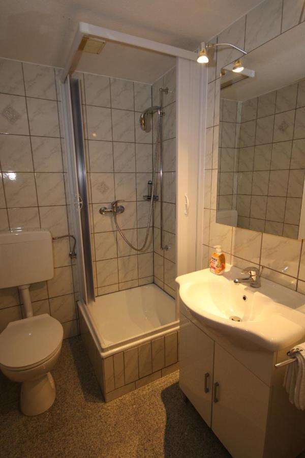 Hotel Charlott Айзенбах Екстериор снимка
