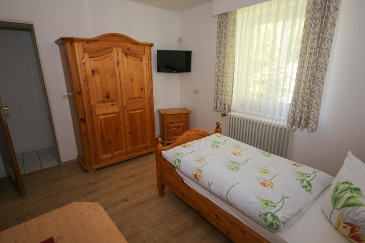 Hotel Charlott Айзенбах Екстериор снимка