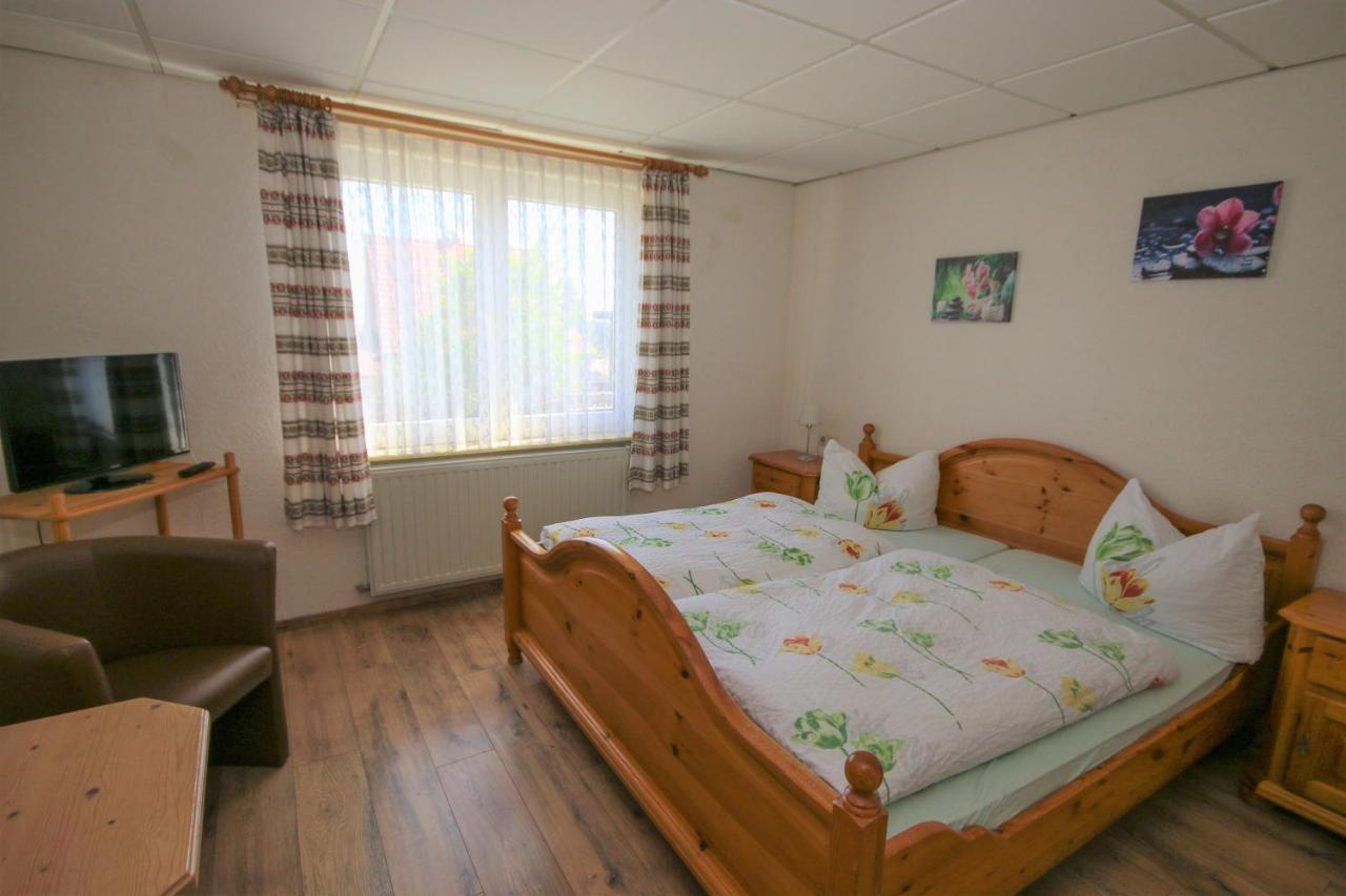 Hotel Charlott Айзенбах Екстериор снимка